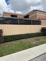 6138 Seven Springs Blvd in Greenacres, FL - Building Photo