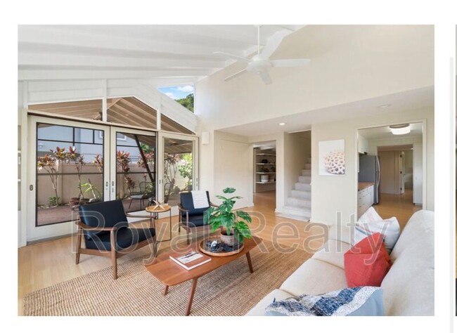 property at 2839 Puuhonua St