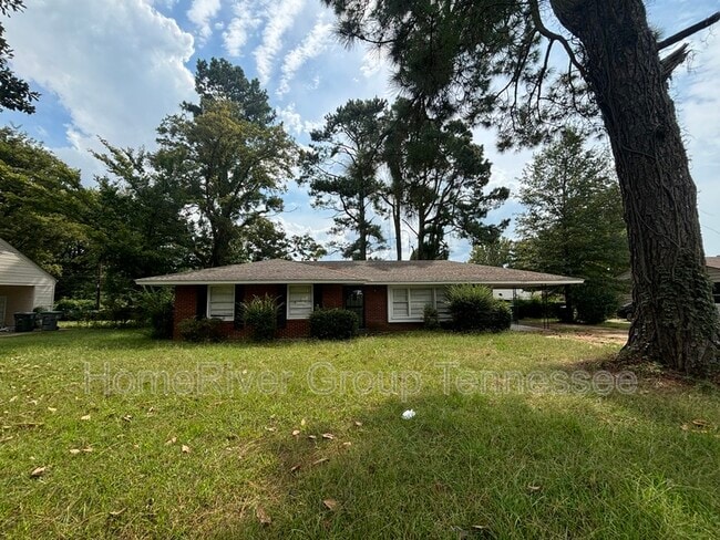 307 Byron Dr in Memphis, TN - Building Photo - Building Photo