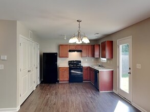 627 Stillgreen Ln in Charlotte, NC - Building Photo - Building Photo