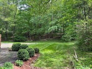14 Aspen Ledges Rd in Ridgefield, CT - Building Photo - Building Photo