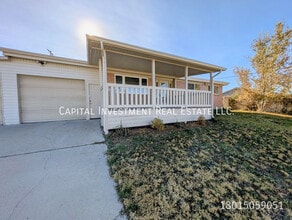 684 Oquirrh Ave in Tooele, UT - Building Photo - Building Photo