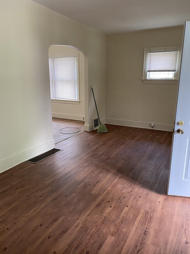 504 S Forest Ave in Carbondale, IL - Building Photo - Building Photo