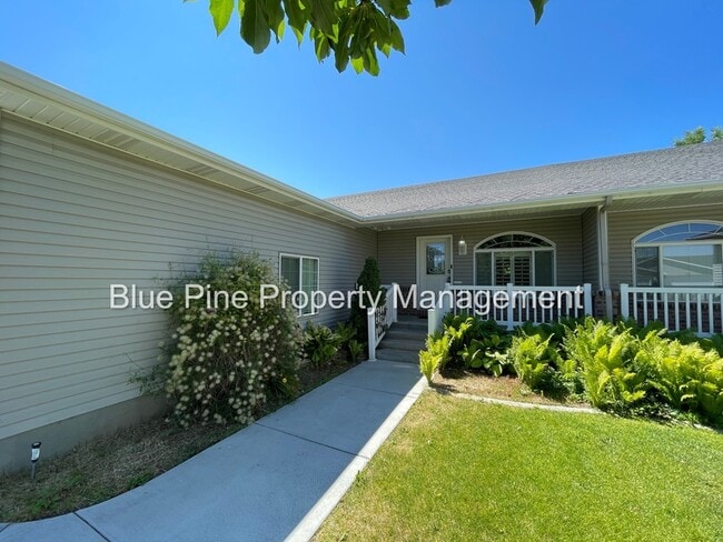 2409 Brandon Dr in Idaho Falls, ID - Building Photo - Building Photo
