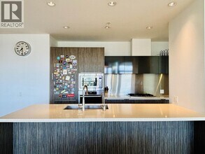 1616 Columbia St in Vancouver, BC - Building Photo - Building Photo