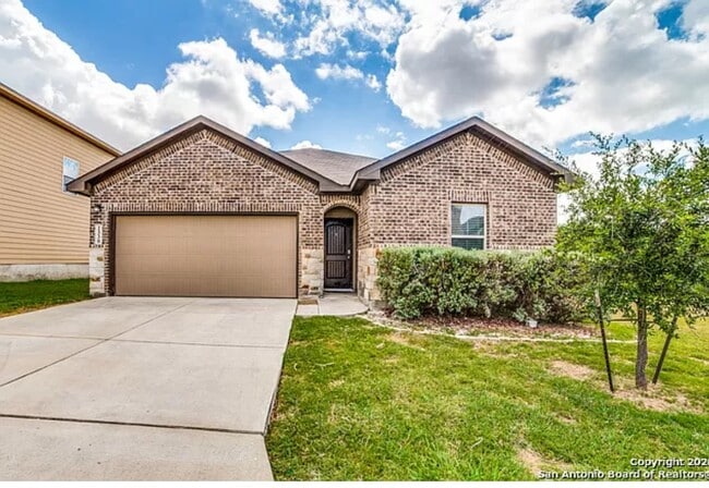 property at 1330 Plaza Lake Dr