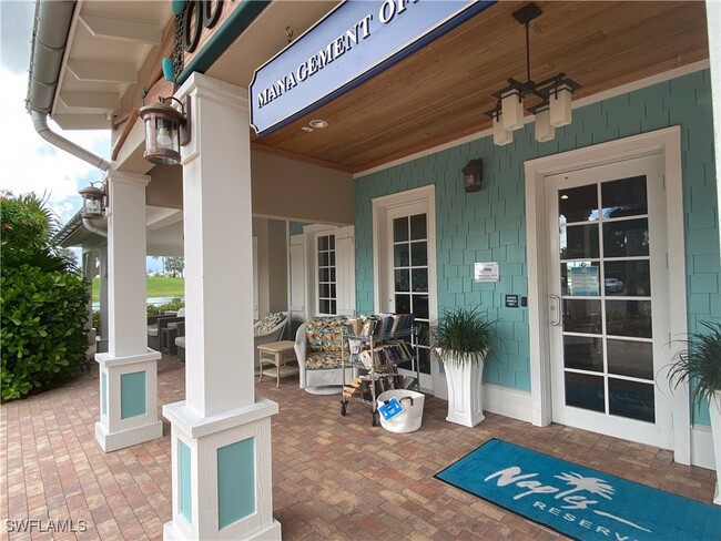 property at 14639 Edgewater Cir