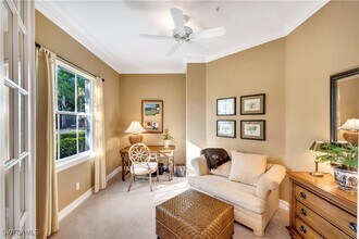 2654 Bolero Dr in Naples, FL - Foto de edificio - Building Photo