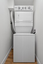 8721 77 Ave NW in Edmonton, AB - Building Photo - Building Photo