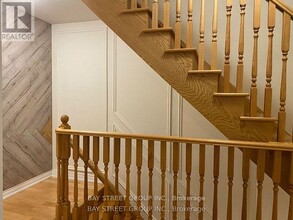 13 Alicia Ln in Markham, ON - Building Photo - Building Photo