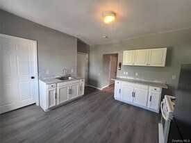 488 Broadway in Newburgh, NY - Building Photo