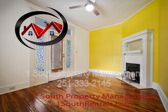 250 Tuttle Ave in Mobile, AL - Building Photo - Building Photo