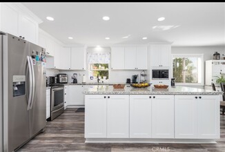 22361 Loch Lomond Dr in Canyon Lake, CA - Building Photo - Building Photo