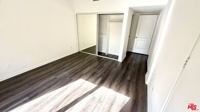 11065 W Olympic Blvd in Los Angeles, CA - Building Photo - Building Photo
