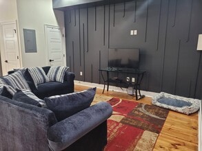 2821 Dryades St, Unit 2819 in New Orleans, LA - Building Photo - Building Photo