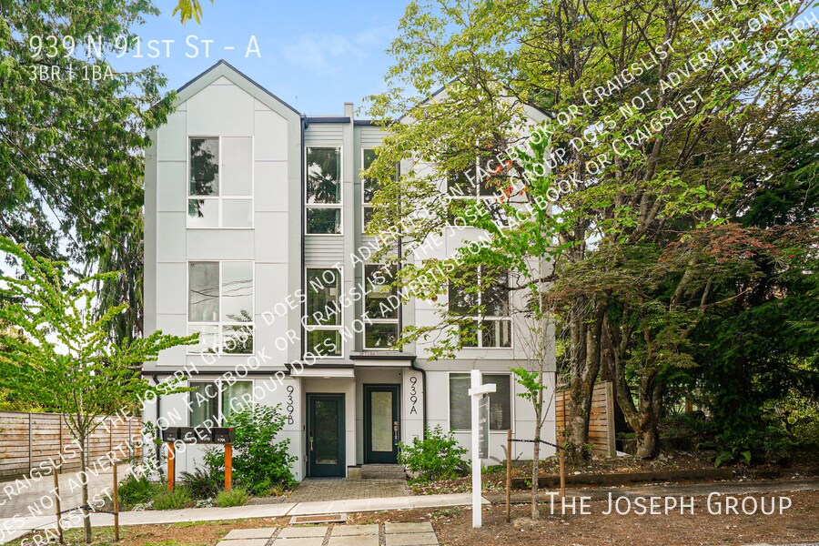 939 N 91st St in Seattle, WA - Building Photo