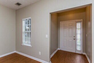 3516 Daventry Ln in Kennesaw, GA - Foto de edificio - Building Photo