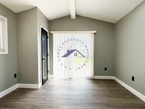 11783 Riverdale in Redford, MI - Building Photo - Building Photo