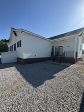 5018 Bryant Pond Rd in Dunn, NC - Building Photo - Building Photo