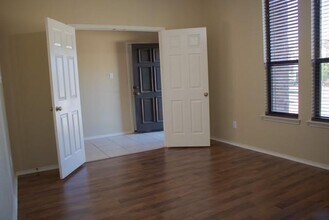 604 Trail Dust Dr in Cedar Park, TX - Building Photo - Building Photo