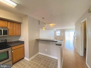 27 Barclay Ct in Blue Bell, PA - Building Photo - Building Photo
