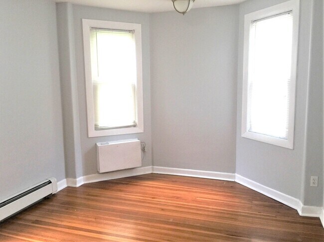 142 Humboldt Ave in Providence, RI - Building Photo - Building Photo