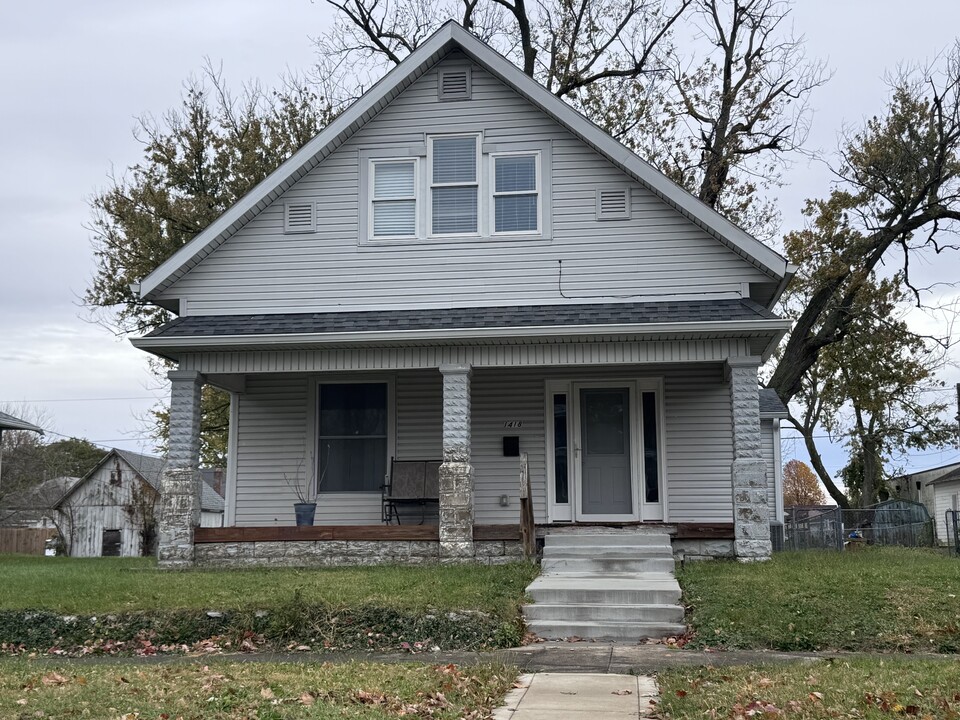 1418 S Buckeye St in Kokomo, IN - Foto de edificio