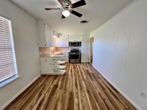 1803 Fernwood St in Odessa, TX - Building Photo - Building Photo