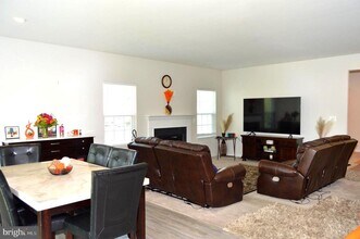 5520 Ivy Hill Dr in Fredericksburg, VA - Building Photo - Building Photo