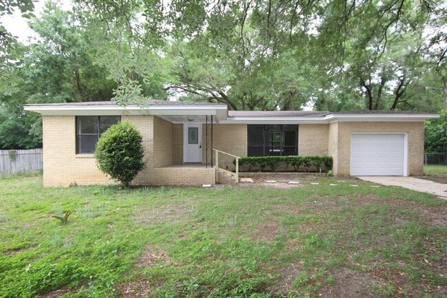 property at 4639 Santa Rosa Dr
