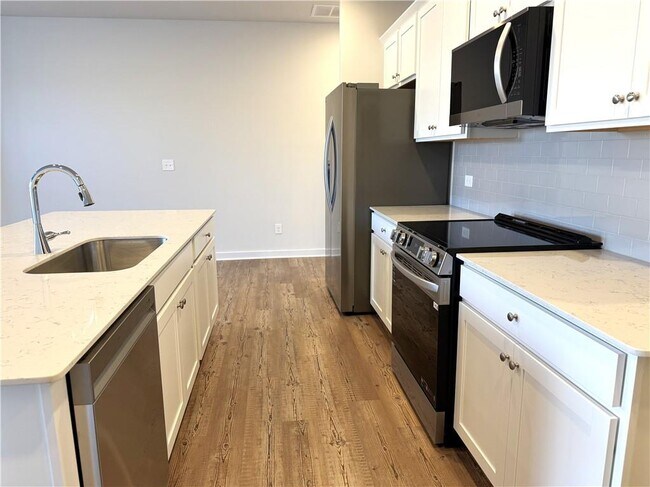 7273 Mulberry Trace Ln in Flowery Branch, GA - Building Photo - Building Photo