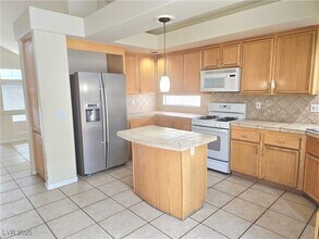 7883 Salt Spray Ct in Las Vegas, NV - Foto de edificio - Building Photo