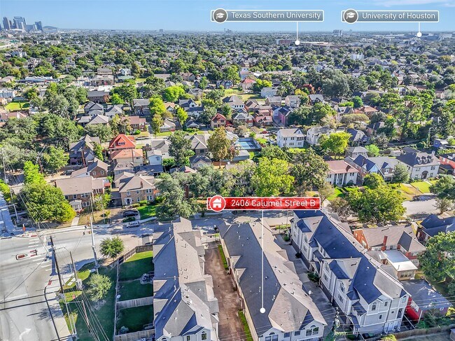 property at 2406 Calumet St