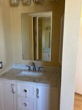 2960 Broadway, Unit 11 in San Diego, CA - Building Photo - Building Photo