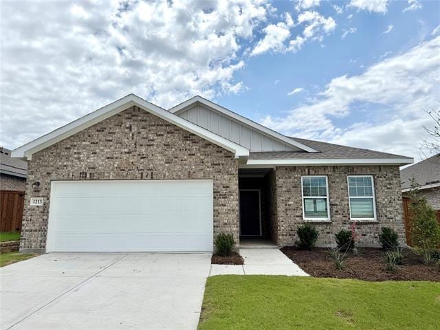 property at 1213 Herring Dr