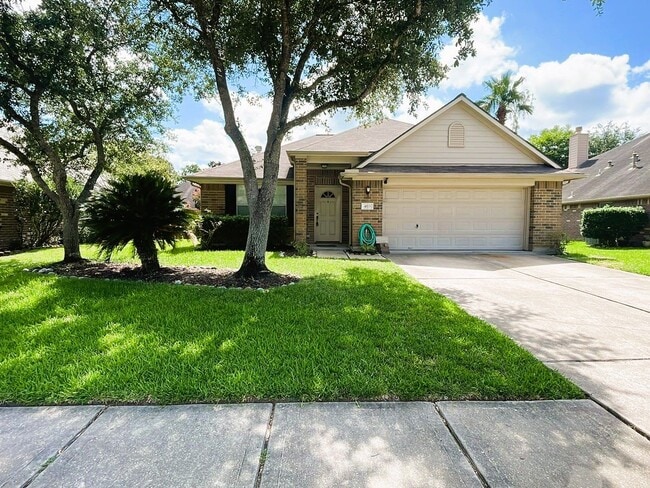 property at 4113 Cleburne Dr