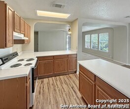 9814 Diamond Cliff Dr in Helotes, TX - Building Photo - Building Photo