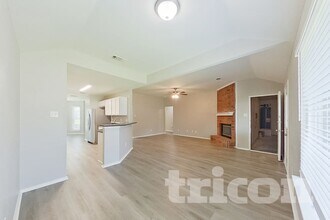 755 Catalina Dr in Lancaster, TX - Building Photo - Building Photo