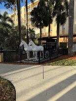 200 178th Dr in Sunny Isles Beach, FL - Building Photo