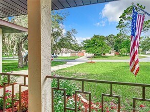1237 N Lion Cub Point in Lecanto, FL - Foto de edificio - Building Photo