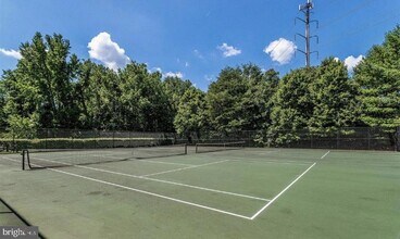 7708 Haynes Point Way in Alexandria, VA - Building Photo - Building Photo