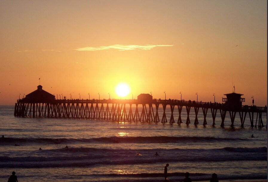 1008 Seacoast Dr in Imperial Beach, CA - Foto de edificio