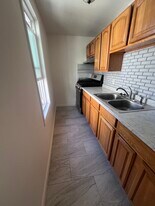 72 Ruth St, Unit Third Floor in New Bedford, MA - Building Photo