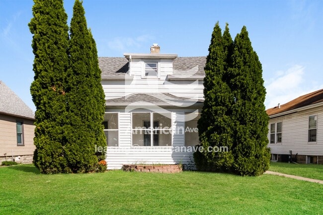 161 16th Ave in East Moline, IL - Foto de edificio - Building Photo