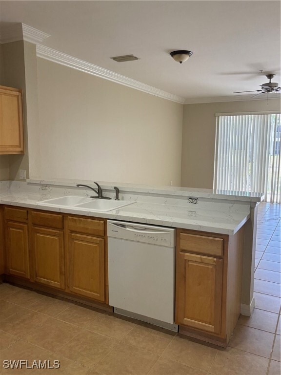 property at 1004 Hampton Cir
