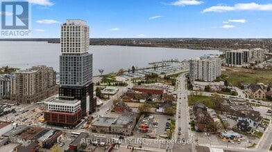 39 Mary St in Barrie, ON - Building Photo - Building Photo