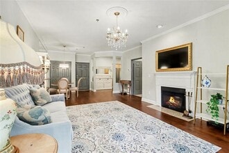 2865 Lenox Rd NE in Atlanta, GA - Building Photo - Building Photo