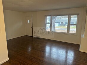 2712 S Glenwood Ave in Independence, MO - Building Photo - Building Photo