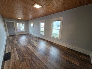 2922 E Providence Ave in Spokane, WA - Building Photo - Building Photo