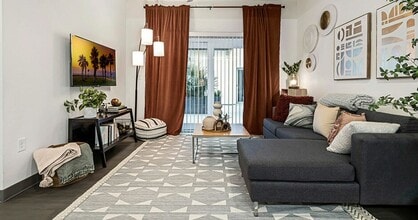 Social 28 Apartments in Gainesville, FL - Building Photo - Building Photo